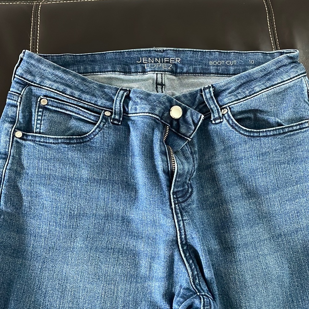 Jennifer Lopez bootcut jeans